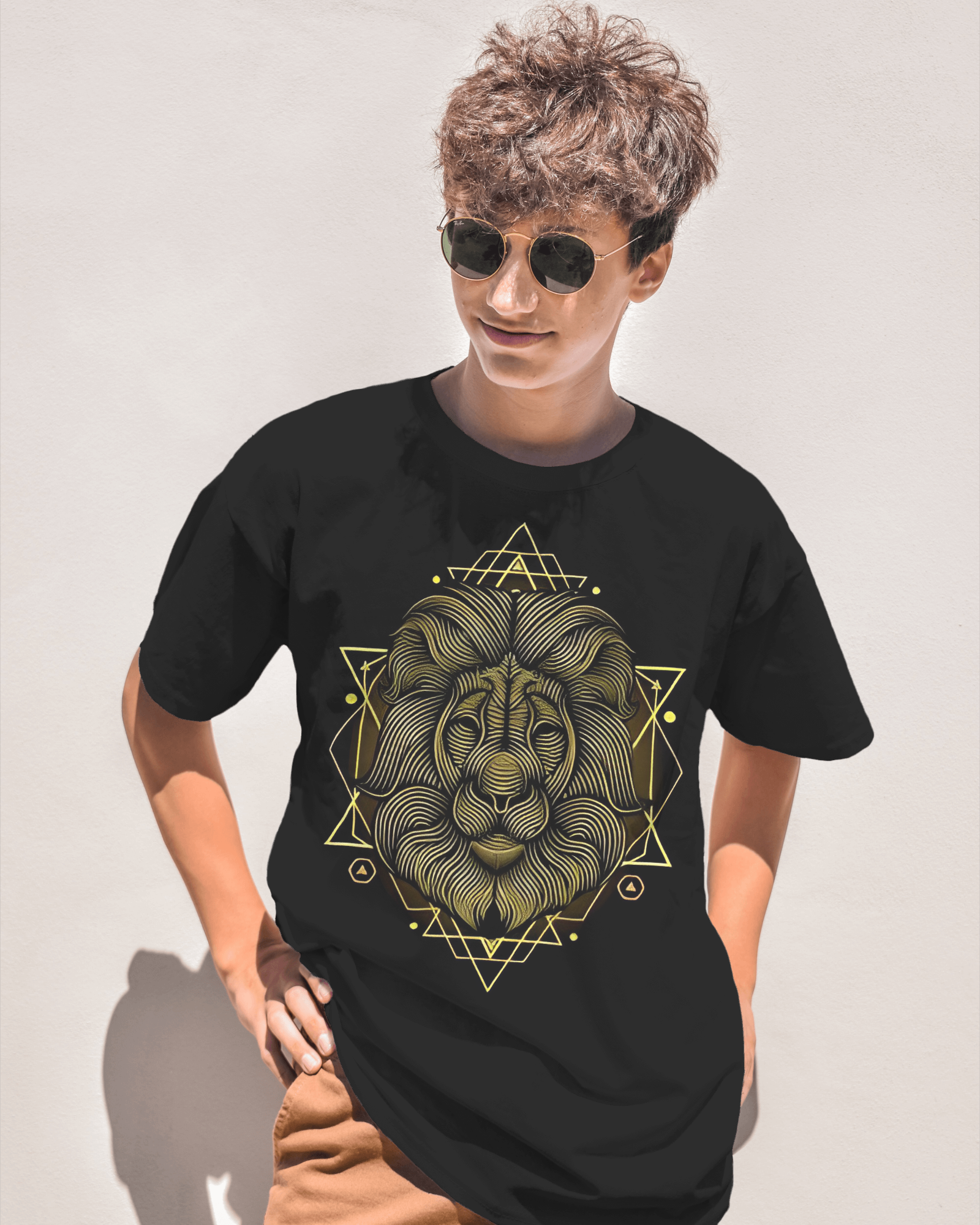 Golden LION printed oversized tee